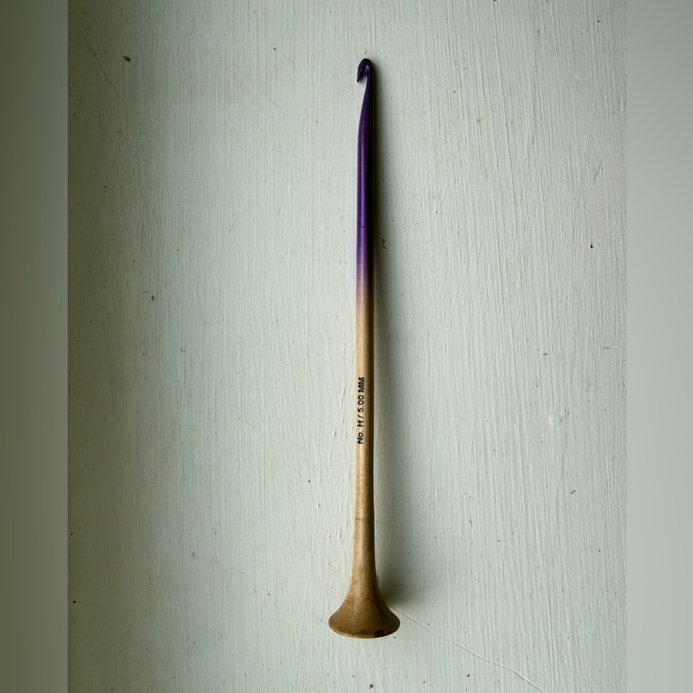 Darn Good Yarn Size H/5mm Purple Ombré Wooden Crochet Hook